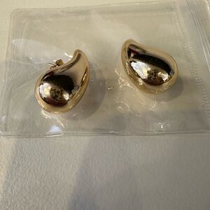 Gold Teardrop Earrings